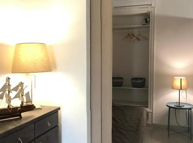 Spacious Paros, Lefkes House With Awesome View 度假居 雷夫克斯