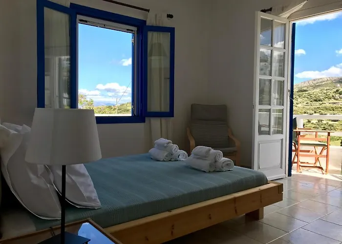 度假居 Spacious Paros, Lefkes House With Awesome View 雷夫克斯
